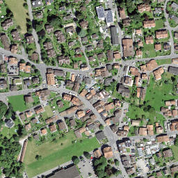 Satellite imagery of Chlyne Ruuge, CH