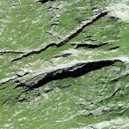 Satellite imagery of Crispalt Pign, CH