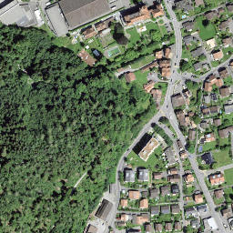 Satellite imagery of Chlyne Ruuge, CH
