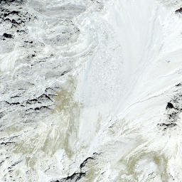 Satellite imagery of Piz Tavrü, CH