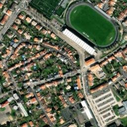 Satellite imagery of Château du Plessis, FR