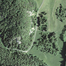 Satellite imagery of La Dent, CH