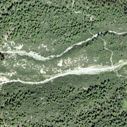 Satellite imagery of Chuderas, CH