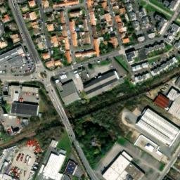 Satellite imagery of Château du Plessis, FR