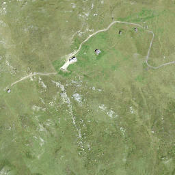 Satellite imagery of Fil da Ramosa, CH