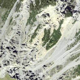 Satellite imagery of Chavagl Grond, CH