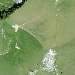 Satellite imagery of Oberi Luchere, CH