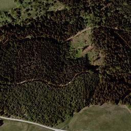 Satellite imagery of Kimperngupf, AT