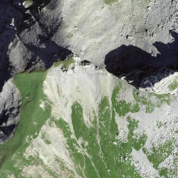 Satellite imagery of Kleines Lobhorn, CH
