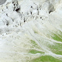 Satellite imagery of Piz Curvér, CH