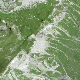 Satellite imagery of Kleines Lobhorn, CH