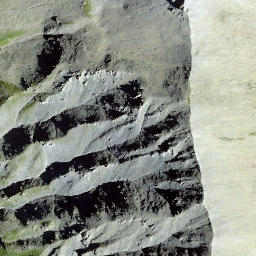 Satellite imagery of Piz Curvér, CH
