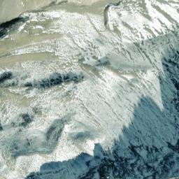 Satellite imagery of Igl Compass, CH