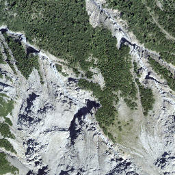 Satellite imagery of Mon'Ata, CH