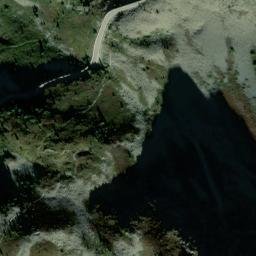 Satellite imagery of Dschimels, CH