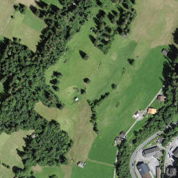 Satellite imagery of Manneberg, CH