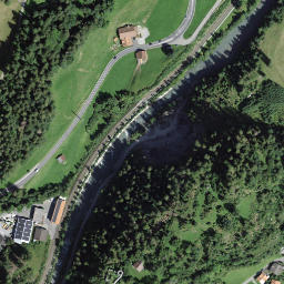 Satellite imagery of Manneberg, CH