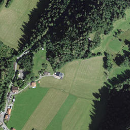 Satellite imagery of Manneberg, CH