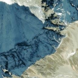 Satellite imagery of La Piramida, CH