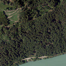 Satellite imagery of Kossiach, AT
