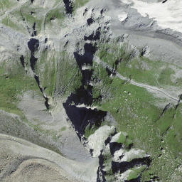 Satellite imagery of Wart, CH