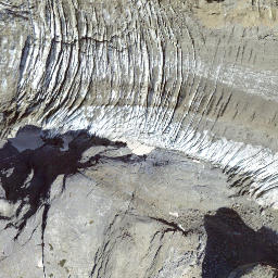 Satellite imagery of Roti Flüe, CH