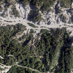 Satellite imagery of cairn, IT