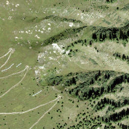 Satellite imagery of Straaleloch, CH