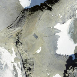 Satellite imagery of Zahmi Frau, CH