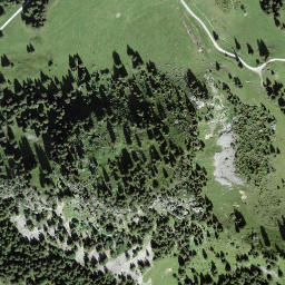 Satellite imagery of Saanerslochflue, CH