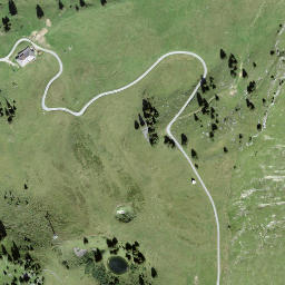 Satellite imagery of Saanerslochflue, CH