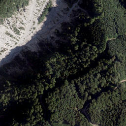 Satellite imagery of Winkelfelsen, AT