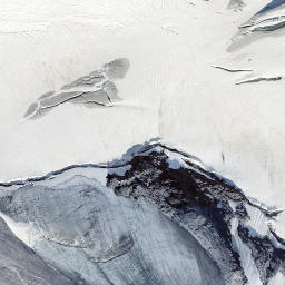 Satellite imagery of Blüemlisalpsattel, CH