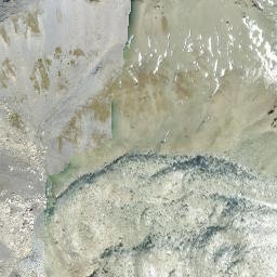 Satellite imagery of Il Nes, CH