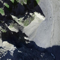 Satellite imagery of Hindere Loner, CH