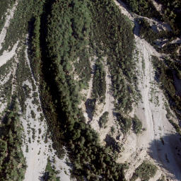 Satellite imagery of Grintoutz, AT