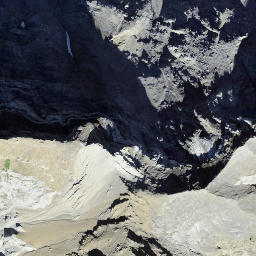 Satellite imagery of Hindere Loner, CH