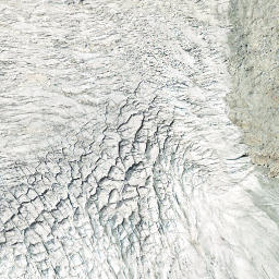 Satellite imagery of Chrumme Rigg, CH