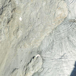 Satellite imagery of Chrumme Rigg, CH