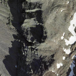 Satellite imagery of Puntone della Parete, CH