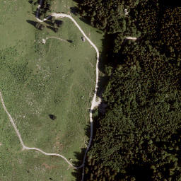 Satellite imagery of Tscheuz, AT