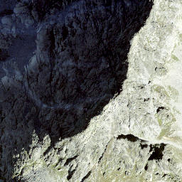 Satellite imagery of Strahlhorn, CH