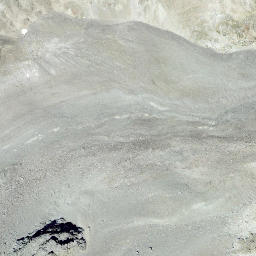 Satellite imagery of Crutscharöls, CH