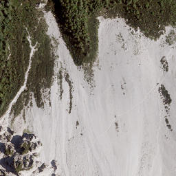 Satellite imagery of Lärchenturm, AT