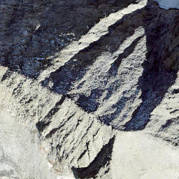 Satellite imagery of Zenbächenlücke, CH
