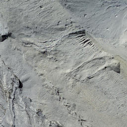 Satellite imagery of cairn, IT