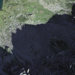 Satellite imagery of L'Uomo, CH