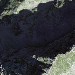 Satellite imagery of L'Uomo, CH
