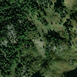 Satellite imagery of Ils Homins, CH