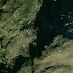 Satellite imagery of Ils Homins, CH